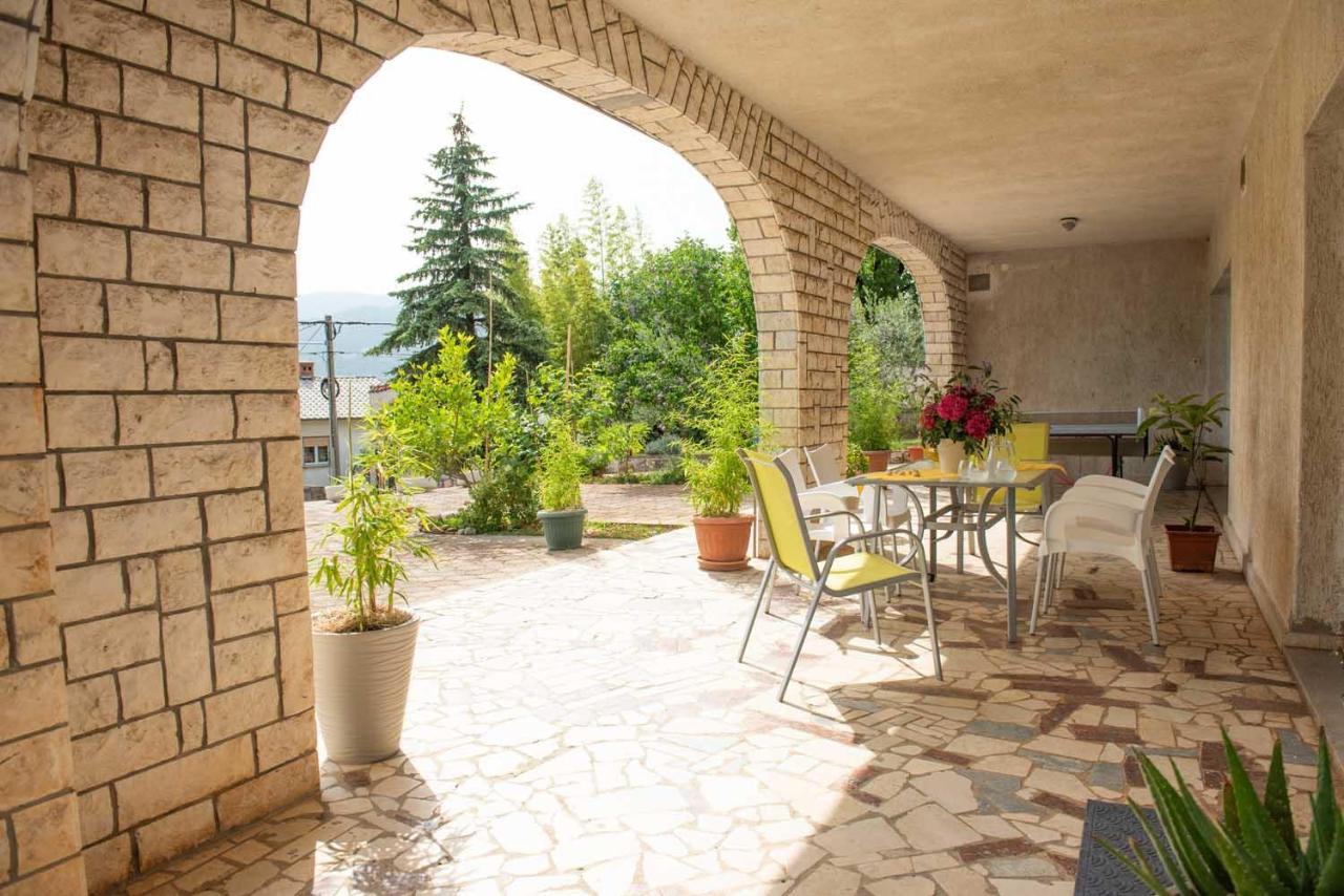 Apartman Mjeda Кастав Экстерьер фото